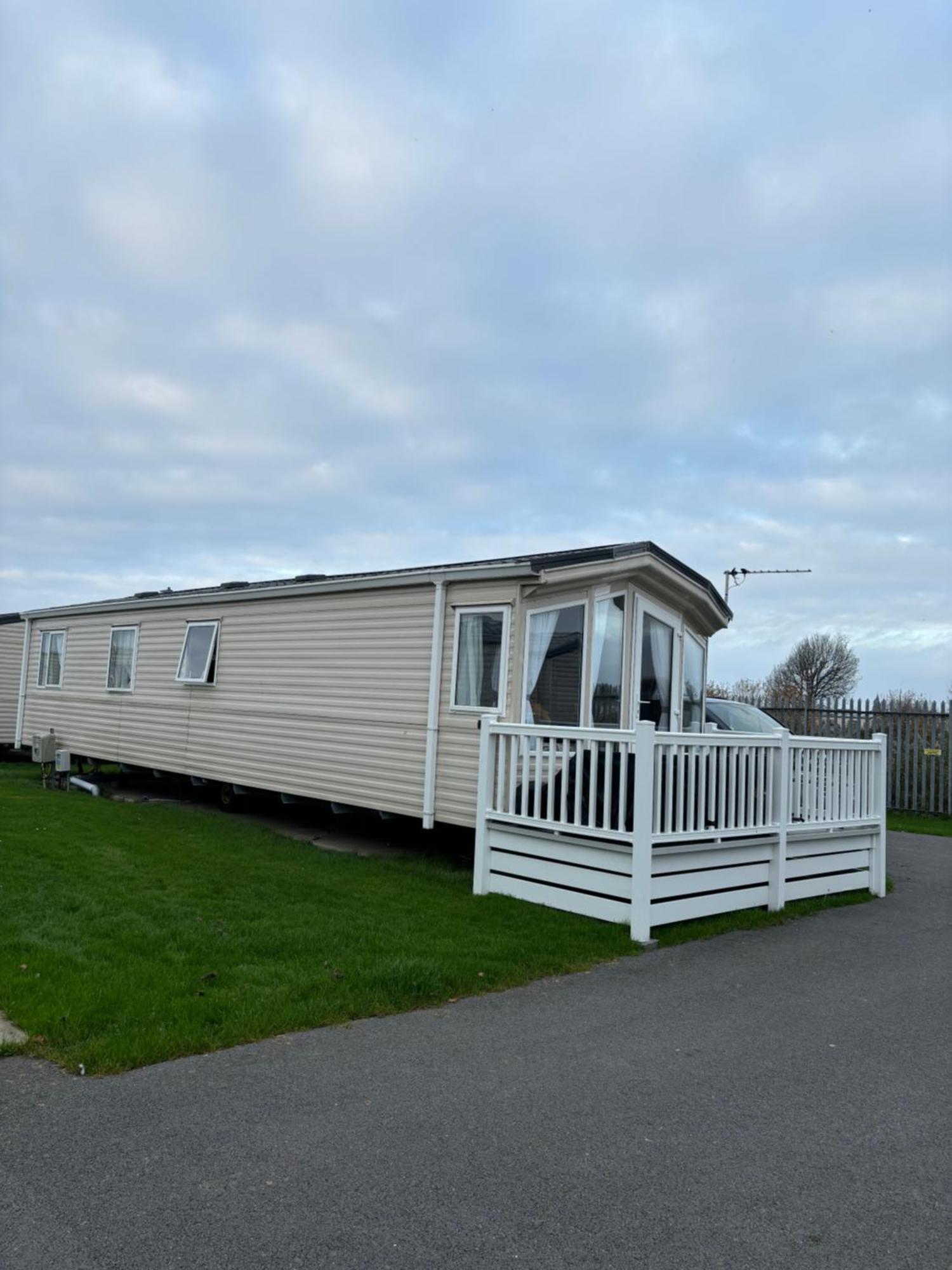 Butterfly Lane Holidays At Marine, Rhyl Exterior photo
