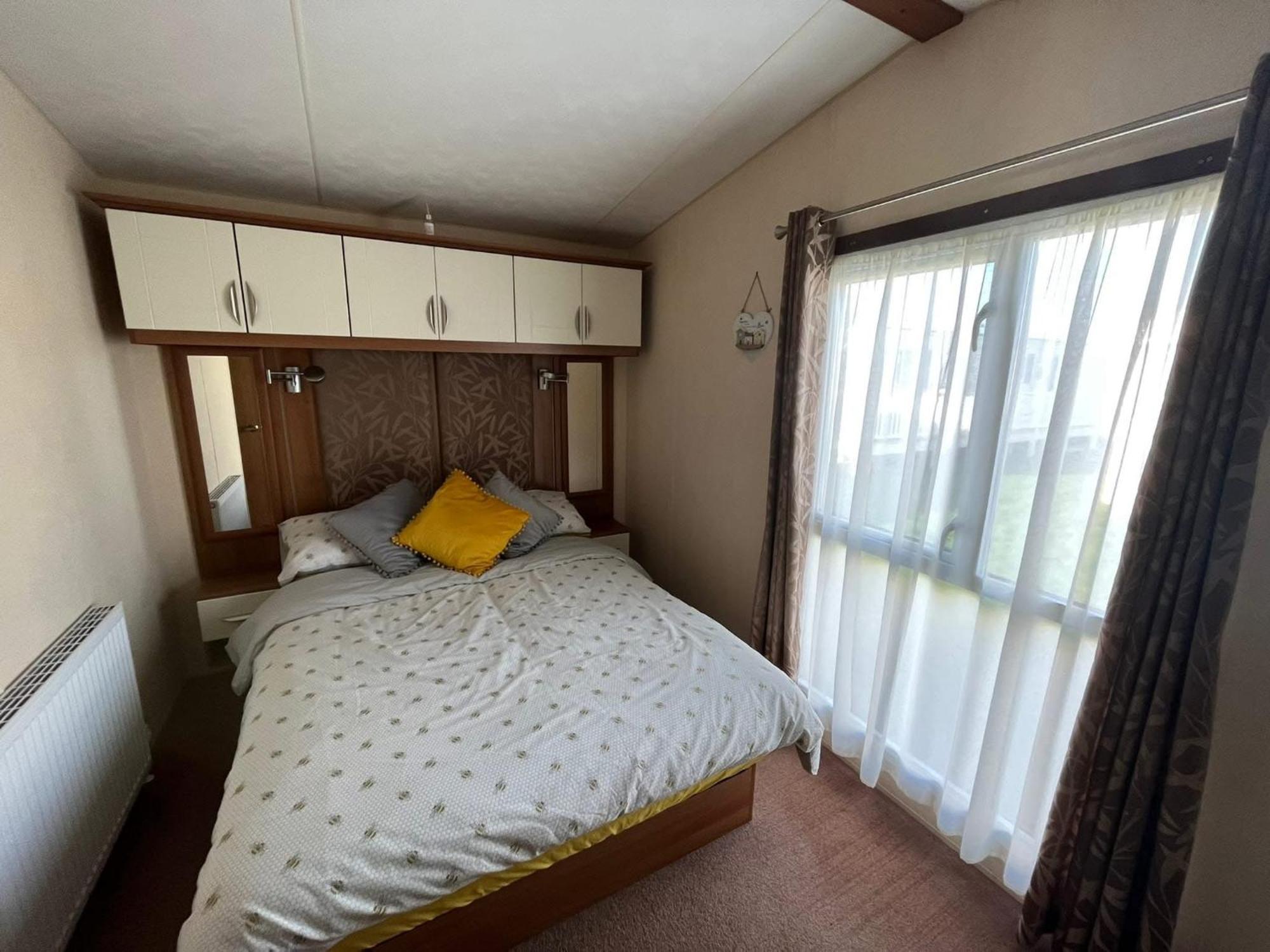 Butterfly Lane Holidays At Marine, Rhyl Room photo