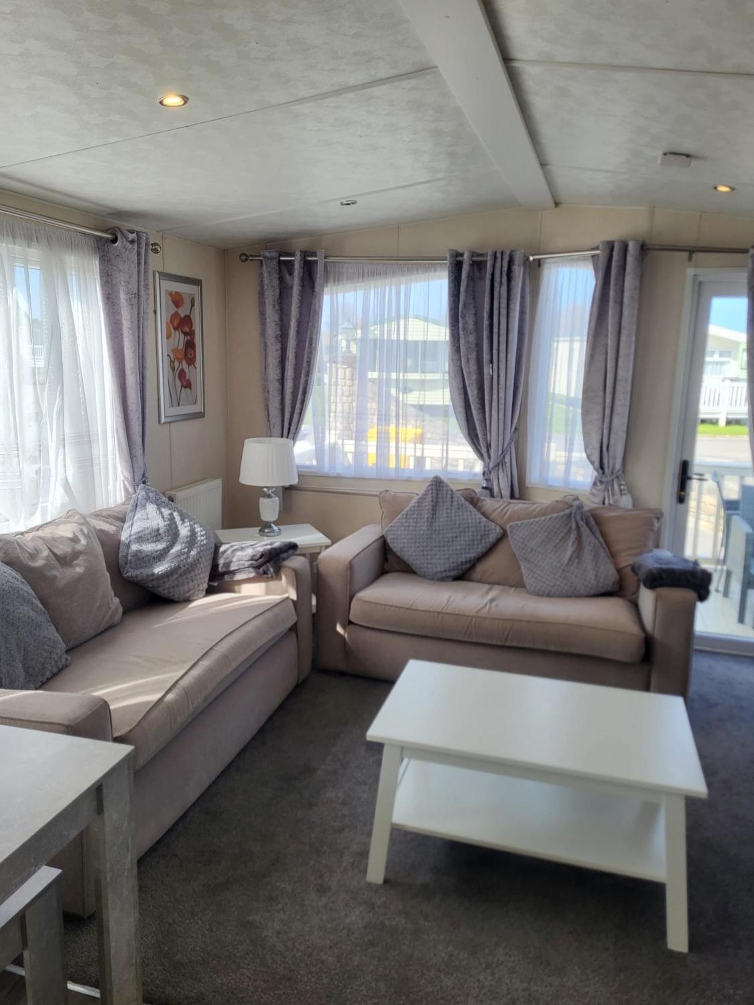 Butterfly Lane Holidays At Marine, Rhyl Exterior photo